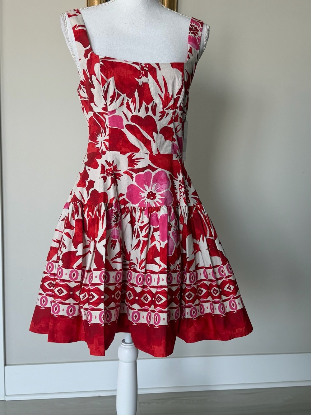 Avec Les Filles Red & Pink Floral Square-Neck Mini Dress